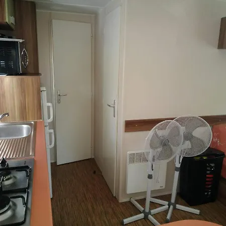 Le Mobil Home De Jerrica Κάμπινγκ *
